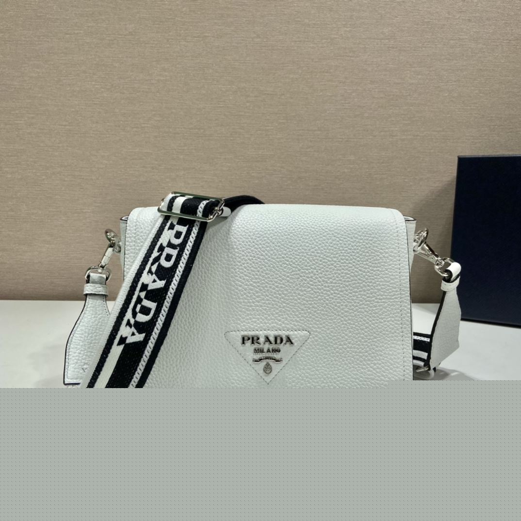 Pra*a satchel bags